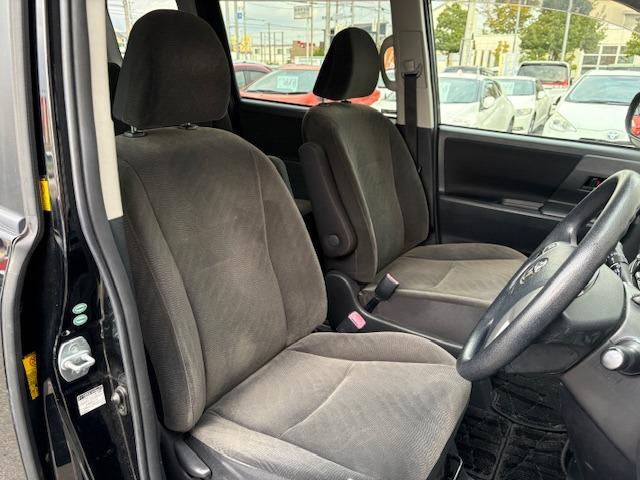 ヴォクシー X Lエディション 車検2年付/ナビTV/電動スライド/Bluetooth/後期/バックカメラ/HID/ETC/スマートキー/DVD再生/イモビライザー(9枚目)