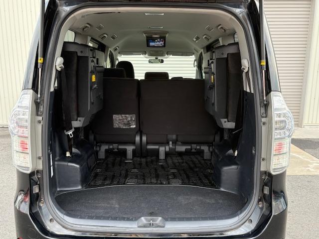 ヴォクシー X Lエディション 車検2年付/ナビTV/電動スライド/Bluetooth/後期/バックカメラ/HID/ETC/スマートキー/DVD再生/イモビライザー(15枚目)