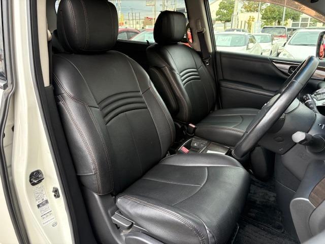 エルグランド 250ハイウェイスター /フリップモニター/ナビTV/両側電動スライド/黒半革/Bluetooth/全周囲カメラ/HID/ETC/スマートキー/DVD再生(9枚目)