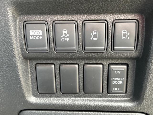 エルグランド 250ハイウェイスター /フリップモニター/ナビTV/両側電動スライド/黒半革/Bluetooth/全周囲カメラ/HID/ETC/スマートキー/DVD再生(19枚目)