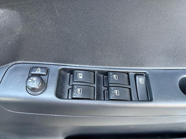 ムーヴコンテ カスタム　Ｘ　ＶＳ　車検２年付／禁煙／ナビＴＶ／ＨＩＤ／スマートキー／ＤＶＤ再生／オートエアコン／アイドリングストップ／電動格納ミラー／ウインカーミラー（20枚目）