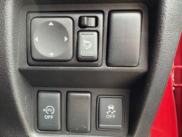 ジューク １５ＲＸ　パーソナライズパッケージ　／ナビＴＶ／Ｂｌｕｅｔｏｏｔｈ／バックカメラ／ＨＩＤ／ＥＴＣ／スマートキー／イモビライザー／オートライト／オートエアコン／アイドリングストップ（18枚目）