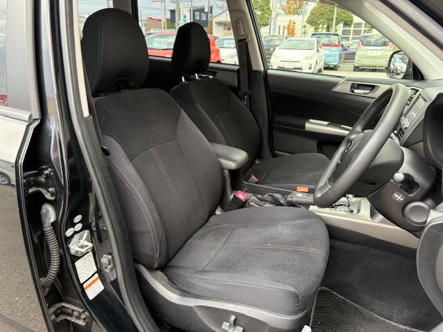 �y���O���̏�ԁz���������Ȃ���ڍ׊m�F�����𐳊m�ɐ\���グ�܂��B��]�ʐ^������܂��B