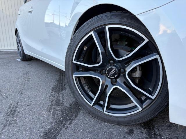 �y�^�C���ɂ��āz�A���~�z�C�[����A�V�i�^�C���A�X�^�b�h���X�^�C�������k����܂��B