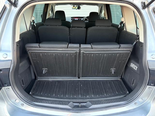 プレマシー ２０Ｃ－スカイアクティブ　／両側電動スライド／禁煙／ナビＴＶ／Ｂｌｕｅｔｏｏｔｈ／バックカメラ／ＨＩＤ／ＥＴＣ／スマートキー／ＤＶＤ再生／イモビライザー（14枚目）