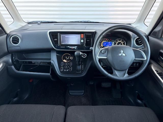 eKスペースカスタム カスタムT /両側電動スライド/禁煙/ナビTV/Bluetooth/バックカメラ/HID/スマートキー/イモビライザー/オートライト/オートエアコン/(8枚目)