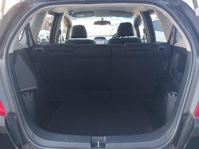 フィット G・10thアニバーサリー /禁煙/バックカメラ/ETC/スマートキー/イモビライザー8電動格納ミラー/ウインカーミラー/プライバシーガラス/ダブルエアバック(14枚目)