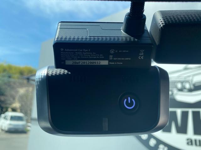 X4 xDrive 20d Mスポーツ 19インチアロイホイール アダプティブLED トップビューカメラ フルセグTV 黒革電動スポーツシート シートヒーター 全方囲障害物センサー オートトランク 純正ドライブレコーダー アンビエントライト(3枚目)