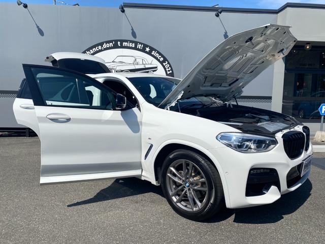 X4 xDrive 20d Mスポーツ 19インチアロイホイール アダプティブLED トップビューカメラ フルセグTV 黒革電動スポーツシート シートヒーター 全方囲障害物センサー オートトランク 純正ドライブレコーダー アンビエントライト(65枚目)