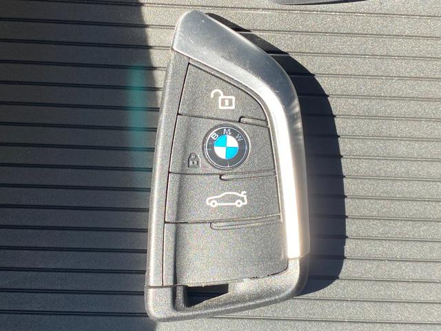 Ｘ１ ｘＤｒｉｖｅ　１８ｄ　ｘライン　ナビ　ＢＴ　Ｂカメラ　障害物センサ　盗難防止　クルコン　レーンキープ　Ｐアシスト　ＥＴＣ　スマートキ　Ｐスタート　純正ＡＷ　電動リアゲート　電動シート　シートヒータ　ルーフレール　フォグ　オートライト（6枚目）