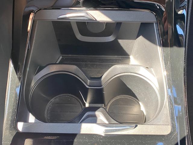 Ｘ１ ｘＤｒｉｖｅ　１８ｄ　ｘライン　ナビ　ＢＴ　Ｂカメラ　障害物センサ　盗難防止　クルコン　レーンキープ　Ｐアシスト　ＥＴＣ　スマートキ　Ｐスタート　純正ＡＷ　電動リアゲート　電動シート　シートヒータ　ルーフレール　フォグ　オートライト（33枚目）