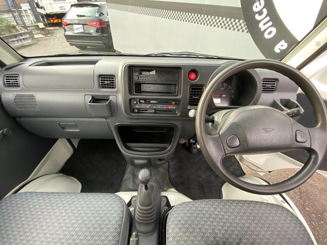 ハイゼットトラック エアコン・パワステ スペシャル 5MT スペアキー メンテナンスノート 車載工具 エアコン パワーステアリング ヘッドライトレベライザー 左サイド死角ミラー ハロゲンヘッドライト(2枚目)