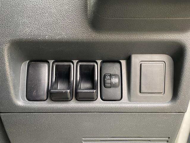 ハイゼットトラック エアコン・パワステ スペシャル 5MT スペアキー メンテナンスノート 車載工具 エアコン パワーステアリング ヘッドライトレベライザー 左サイド死角ミラー ハロゲンヘッドライト(5枚目)