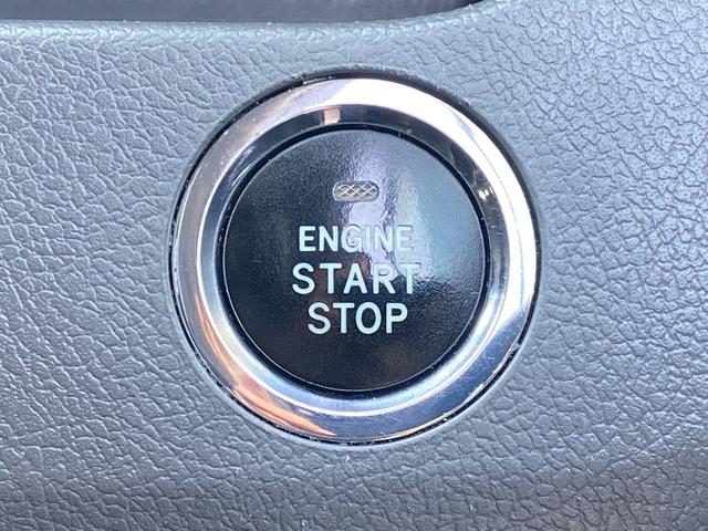 ヴォクシー ＺＳ　煌ＩＩ　ＡＬＰＩＮＥナビ・後部モニター　フルセグ　バックカメラ　ＥＴＣ　スマートキー　プッシュスタート　社外アルミホイール　フロントフォグ　両電動スライド　ウォークスルー　ＭＴモード付　ラジオ／ＣＤ／ＤＶＤ（6枚目）