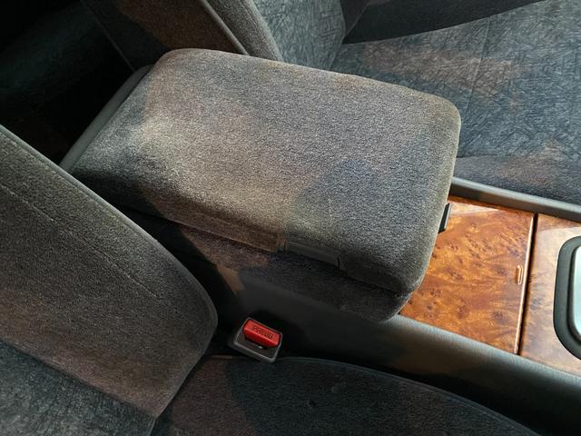 ヘッドライトのくすみにお困りではありませんか？弊社では持込車両のヘッドライト磨き、コーティングも致しております！