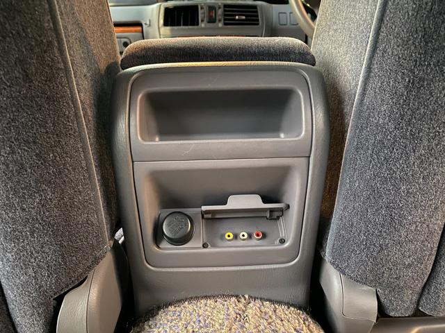 ナビ、ＥＴＣ、モニター類、各種追加取り付け大歓迎です！