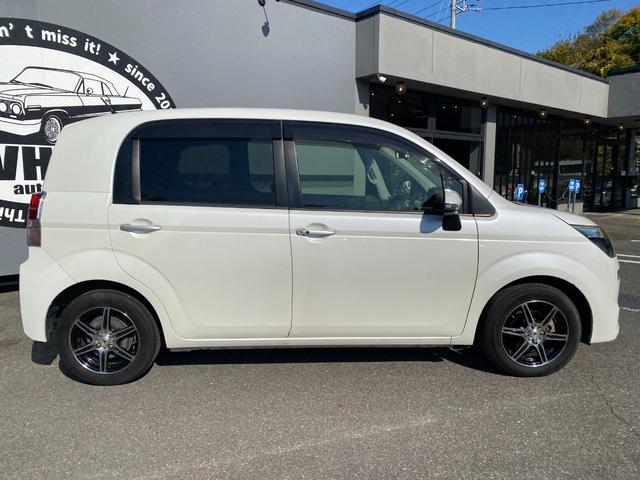 スペイド Ｘ　ナビ　フルセグＴＶ　ＥＴＣ　リア障害物センサー　スマートキー　プッシュスタート　社外アルミホイール　ラジオ／ＣＤ／ＤＶＤ再生　片側電動スライドドア　ウォークスルー　電格ミラー　ヘッドライトレベライザー（15枚目）