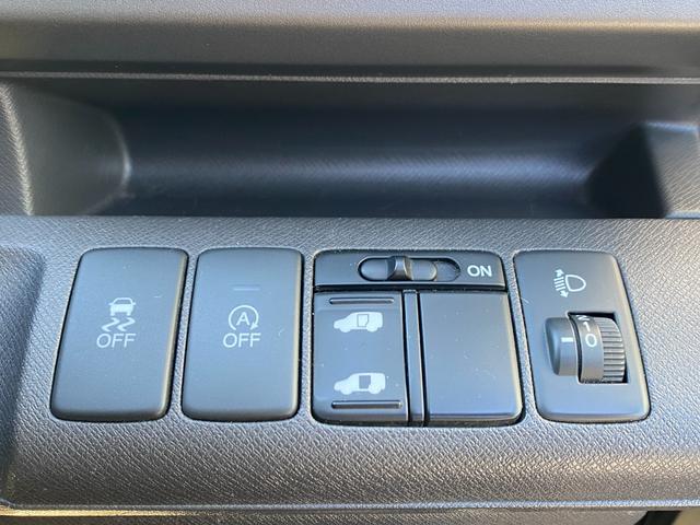 ステップワゴン Ｇ　Ｅセレクション　９インチ純正ナビ　ＢＴ　バックカメラ　後部モニター　ＥＴＣ　クルコン　盗難防止装置　スマートキー　社外アルミホイール　電動格納ミラー　両側スライド片側電動ドア　三列シート　フルフラットシート（23枚目）