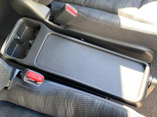 ステップワゴン Ｇ　Ｅセレクション　９インチ純正ナビ　ＢＴ　バックカメラ　後部モニター　ＥＴＣ　クルコン　盗難防止装置　スマートキー　社外アルミホイール　電動格納ミラー　両側スライド片側電動ドア　三列シート　フルフラットシート（34枚目）