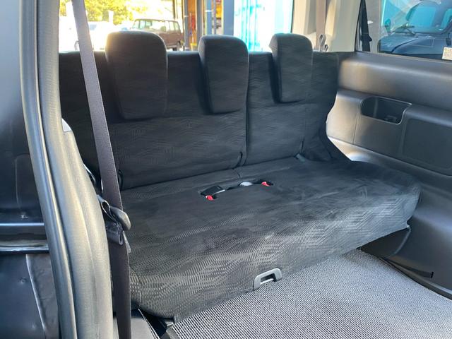 ステップワゴン Ｇ　Ｅセレクション　９インチ純正ナビ　ＢＴ　バックカメラ　後部モニター　ＥＴＣ　クルコン　盗難防止装置　スマートキー　社外アルミホイール　電動格納ミラー　両側スライド片側電動ドア　三列シート　フルフラットシート（43枚目）