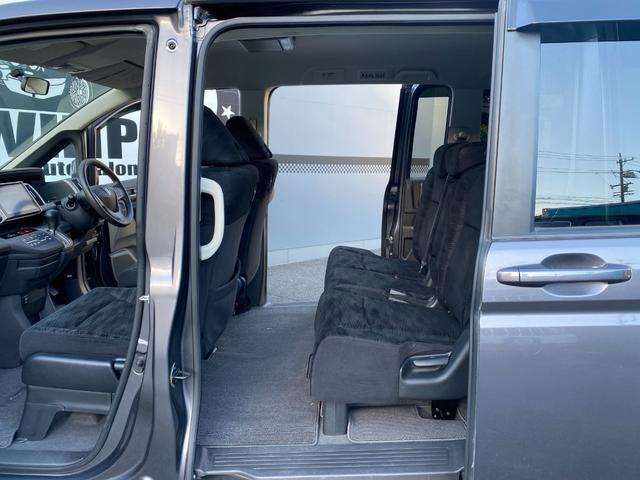 ステップワゴン Ｇ　Ｅセレクション　９インチ純正ナビ　ＢＴ　バックカメラ　後部モニター　ＥＴＣ　クルコン　盗難防止装置　スマートキー　社外アルミホイール　電動格納ミラー　両側スライド片側電動ドア　三列シート　フルフラットシート（48枚目）