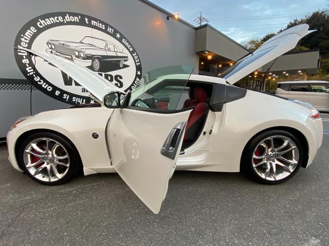 フェアレディZ 40thアニバーサリー ワンオーナー 特別仕様車 Verニスモ仕様 赤半皮電動シート 純オプAW ニスモマフラー 定期点検記録 無事故 スマートキーPスタート スペアキー ETC バックカメラ ナビ 地デジ BT リアフォグ(61枚目)