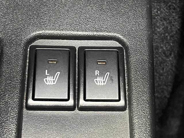 ＸＣ　４ＷＤ　禁煙車　８インチナビ　クルーズコントロール　シートヒーター　純正アルミホイール　ＬＥＤヘッドライト　バックカメラ　レーダーブレーキサポート　横滑り防止装置　オートライト　スマートキー(8枚目)