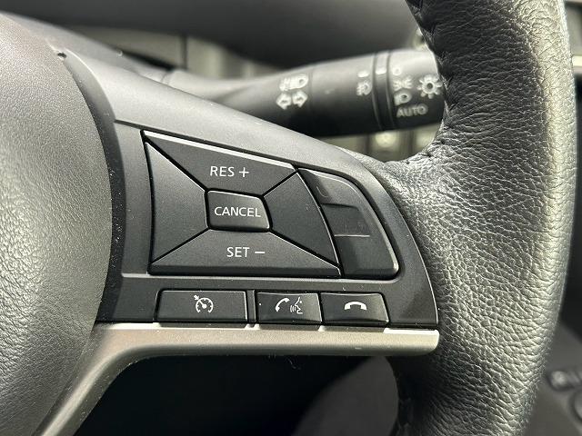 セレナ ｅ－パワー　ハイウェイスターＶ　純正１０型ナビ／全周囲カメラ／両側電動スライドドア／ＬＥＤヘッドライト／シートヒーター／クルーズコントロール／ブラインドスポットモニター／オートライト／オートエアコン／ダブルエアコン／ＥＴＣ（50枚目）