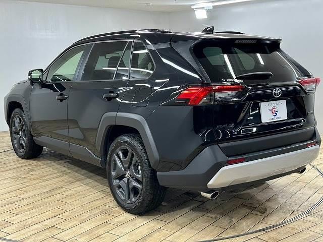 ＲＡＶ４ アドベンチャー　１０．５型ナビ／バックカメラ／サンルーフ／セーフティーセンス／レーダークルーズコントロール／パワーシート／シートヒーター／ベンチレーション／ブラインドスポットモニター／ＬＥＤヘッド／スマートキー（16枚目）