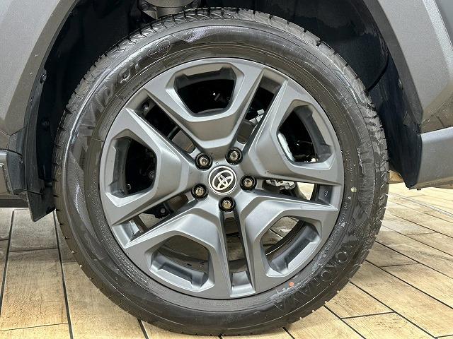 ＲＡＶ４ アドベンチャー　１０．５型ナビ／バックカメラ／サンルーフ／セーフティーセンス／レーダークルーズコントロール／パワーシート／シートヒーター／ベンチレーション／ブラインドスポットモニター／ＬＥＤヘッド／スマートキー（30枚目）