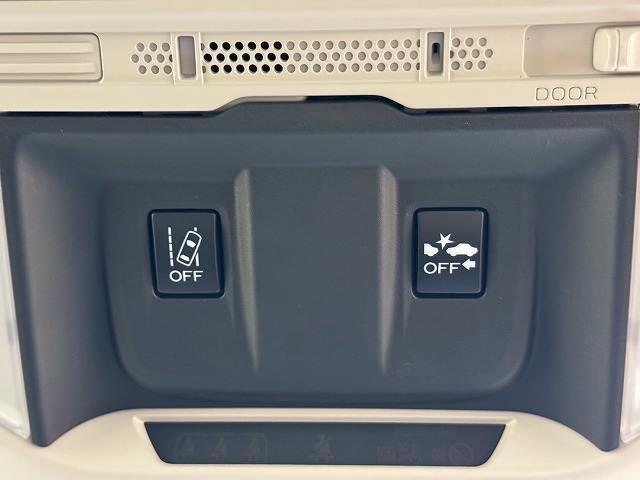 フォレスター Ｘ－エディション　８型ナビ／デジタルインナーミラー／ＬＥＤ／ブラインドスポットモニター／ルーフレール／シートヒーター／ステアリングヒーター／レーダークルーズコントロール／パワーバックドア／オートブレーキホールド／ＥＴＣ（10枚目）
