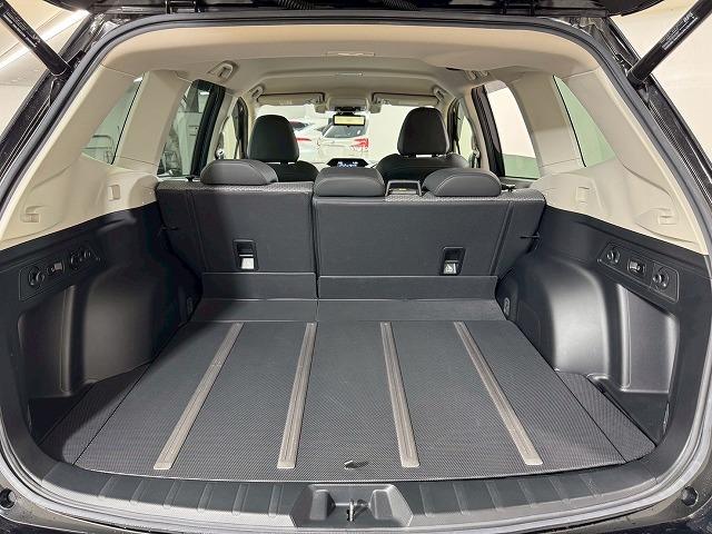 フォレスター Ｘ－エディション　８型ナビ／デジタルインナーミラー／ＬＥＤ／ブラインドスポットモニター／ルーフレール／シートヒーター／ステアリングヒーター／レーダークルーズコントロール／パワーバックドア／オートブレーキホールド／ＥＴＣ（42枚目）
