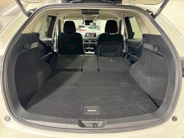 ＣＸ－５ ＸＤ　プロアクティブ　１０．２型ナビ／フリップダウンモニター／オプション１９インチホイール／全周囲／ＢＯＳＥサウンド／ブラインドスポットモニター／シートヒーター／ステアリングヒーター／パワーバックドア／クリアランスソナー（13枚目）