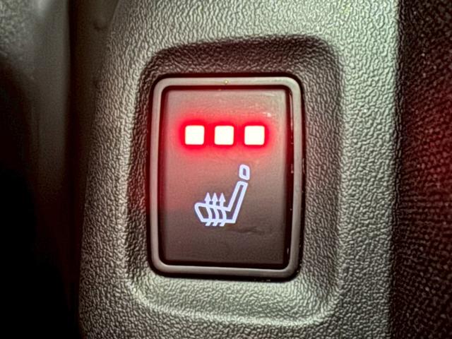 セレナ ｅ－パワー　ハイウェイスターＶ　１２．３型ナビ／全周囲カメラ／プロパイロット／ＬＥＤ／デジタルインナーミラー／シートヒーター／両側電動スライドドア／ブラインドスポットモニター／オートエアコン／オートライト／ＥＴＣ／電動格納ミラー（65枚目）