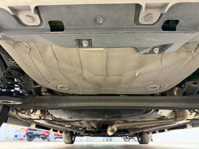 ソリオバンディット ハイブリッドMV 両側電動スライドドア/クルーズコントロール/衝突軽減ブレーキ/ETC/レーンキープアシスト/スマートキー/プッシュスタート/純正ナビ/LEDヘッドライト/オートエアコン/オートライト/フォグライト(53枚目)