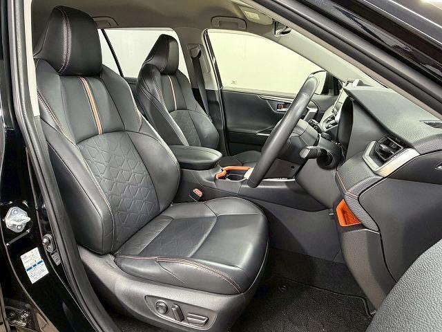 ＲＡＶ４ アドベンチャー　純正９インチナビ／レーダクルーズコントロール／ブラインドスポットモニター／ＥＴＣ／オートマチックハイビーム／バックカメラ／パワーシート／純正１９インチアルミホイール／ＬＥＤヘッドライト／ブラック合皮（31枚目）