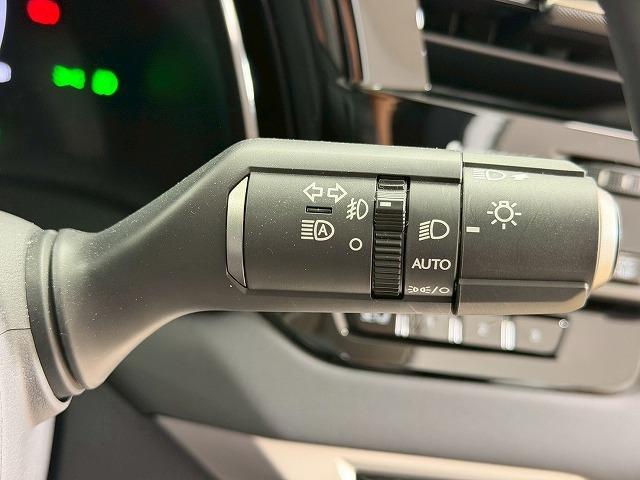 ＲＸ ＲＸ３５０ｈ　バージョンＬ　全周囲カメラ／サンルーフ／ブラインドスポットモニター／純正１４型インチナビ／三眼ＬＥＤヘッドライト／シートヒーター／シートクーラー／ベージュハーフレザーシート／ヘッドアップディスプレイ／電動リヤゲート（42枚目）