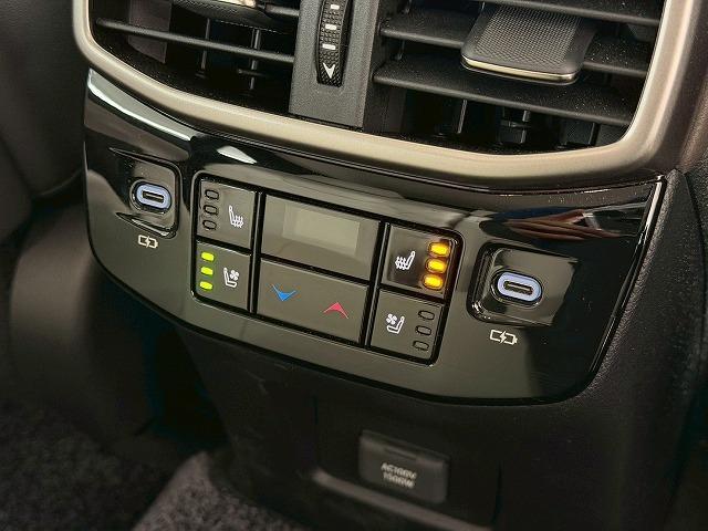 ＲＸ ＲＸ３５０ｈ　バージョンＬ　全周囲カメラ／サンルーフ／ブラインドスポットモニター／純正１４型インチナビ／三眼ＬＥＤヘッドライト／シートヒーター／シートクーラー／ベージュハーフレザーシート／ヘッドアップディスプレイ／電動リヤゲート（57枚目）