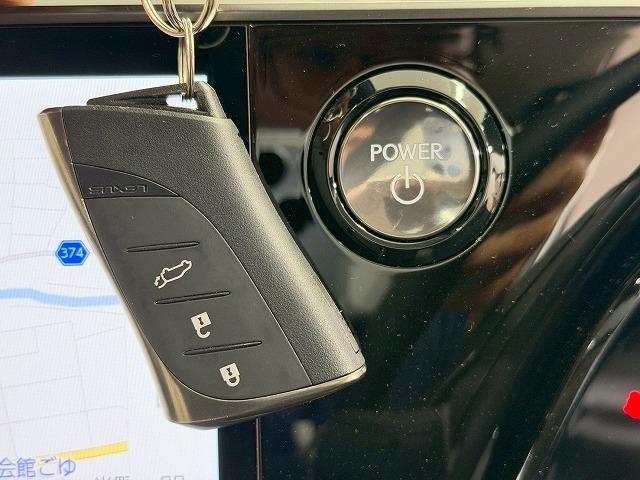 ＲＸ ＲＸ３５０ｈ　バージョンＬ　全周囲カメラ／サンルーフ／ブラインドスポットモニター／純正１４型インチナビ／三眼ＬＥＤヘッドライト／シートヒーター／シートクーラー／ベージュハーフレザーシート／ヘッドアップディスプレイ／電動リヤゲート（61枚目）