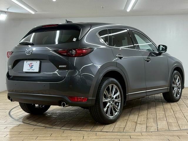 CX-5 XD エクスクルーシブモード 全周囲カメラ/BOSEスピーカー/レーダクルーズコントロール/レザーシート/シートヒーター/シートクーラー/ヘッドアップディスプレイ/ブラインドスポットモニタークリアランスソナー/電動リヤゲート(17枚目)