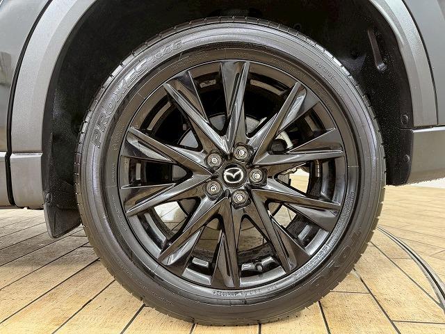 ＣＸ－５ ＸＤ　ブラックトーンエディション　全周囲カメラ／サンルーフ／ＢＯＳＥスピーカー／レーダクルーズコントロール／マツダコネクトナビ／ヘッドアップディスプレイ／シートヒーター／クリアランスソナー／電動リヤゲート／パドルシフト／パワーシート（21枚目）