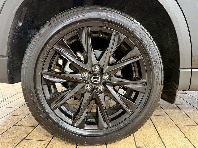 ＣＸ－５ ＸＤ　ブラックトーンエディション　全周囲カメラ／サンルーフ／ＢＯＳＥスピーカー／レーダクルーズコントロール／マツダコネクトナビ／ヘッドアップディスプレイ／シートヒーター／クリアランスソナー／電動リヤゲート／パドルシフト／パワーシート（22枚目）