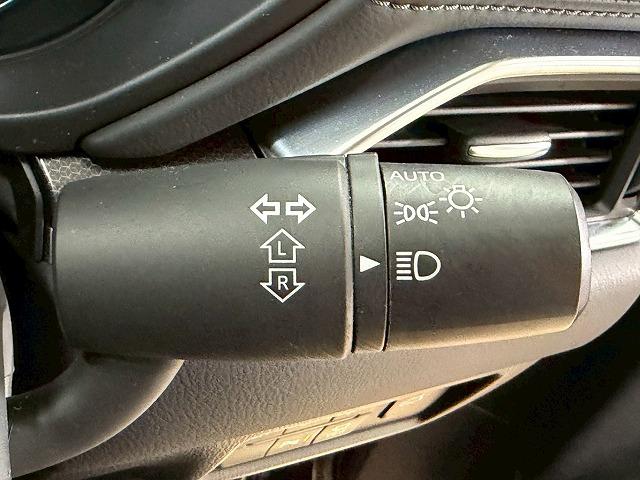 ＣＸ－５ ＸＤ　ブラックトーンエディション　全周囲カメラ／サンルーフ／ＢＯＳＥスピーカー／レーダクルーズコントロール／マツダコネクトナビ／ヘッドアップディスプレイ／シートヒーター／クリアランスソナー／電動リヤゲート／パドルシフト／パワーシート（26枚目）