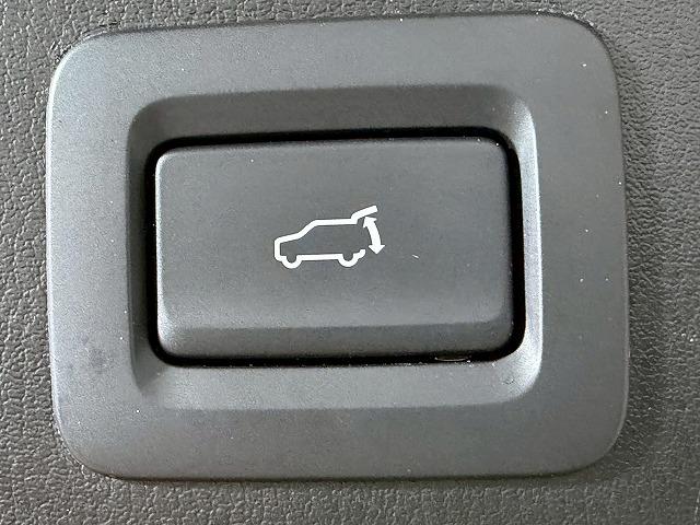 ＣＸ－５ ＸＤ　ブラックトーンエディション　全周囲カメラ／サンルーフ／ＢＯＳＥスピーカー／レーダクルーズコントロール／マツダコネクトナビ／ヘッドアップディスプレイ／シートヒーター／クリアランスソナー／電動リヤゲート／パドルシフト／パワーシート（65枚目）