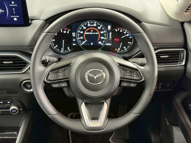 ＣＸ－５ ＸＤ　ブラックトーンエディション　全周囲カメラ／サンルーフ／ＢＯＳＥスピーカー／レーダクルーズコントロール／マツダコネクトナビ／ヘッドアップディスプレイ／シートヒーター／クリアランスソナー／電動リヤゲート／パドルシフト／パワーシート（69枚目）