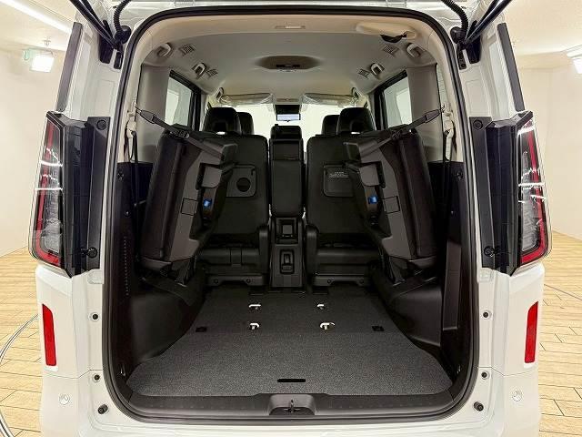 NISSAN SERENA HIGHWAY STAR V