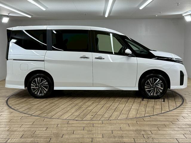 NISSAN SERENA HIGHWAY STAR V