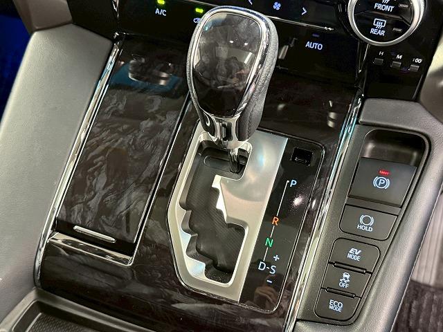 TOYOTA ALPHARD HYBRID SR C PACKAGE