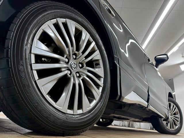 ハリアー Ｚ　レザーパッケージ　モデリスタエアロ／全周囲カメラ／ＪＢＬスピーカー／デジタルインナーミラー／シートクーラー／シートヒーター／純正１２．３インチディスプレイオーディオ／電動リヤゲート／ブラインドスポットモニター（20枚目）