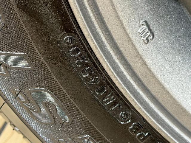 ジムニー ＸＣ　クルーズコントロール／シートヒーター／バックカメラ／ＬＥＤヘッドライト／ナビ／バックカメラ／ＥＴＣ／スマートキー／プッシュスタート／オートエアコン／ヘッドライトウォッシャー／車線逸脱／背面タイヤ（26枚目）